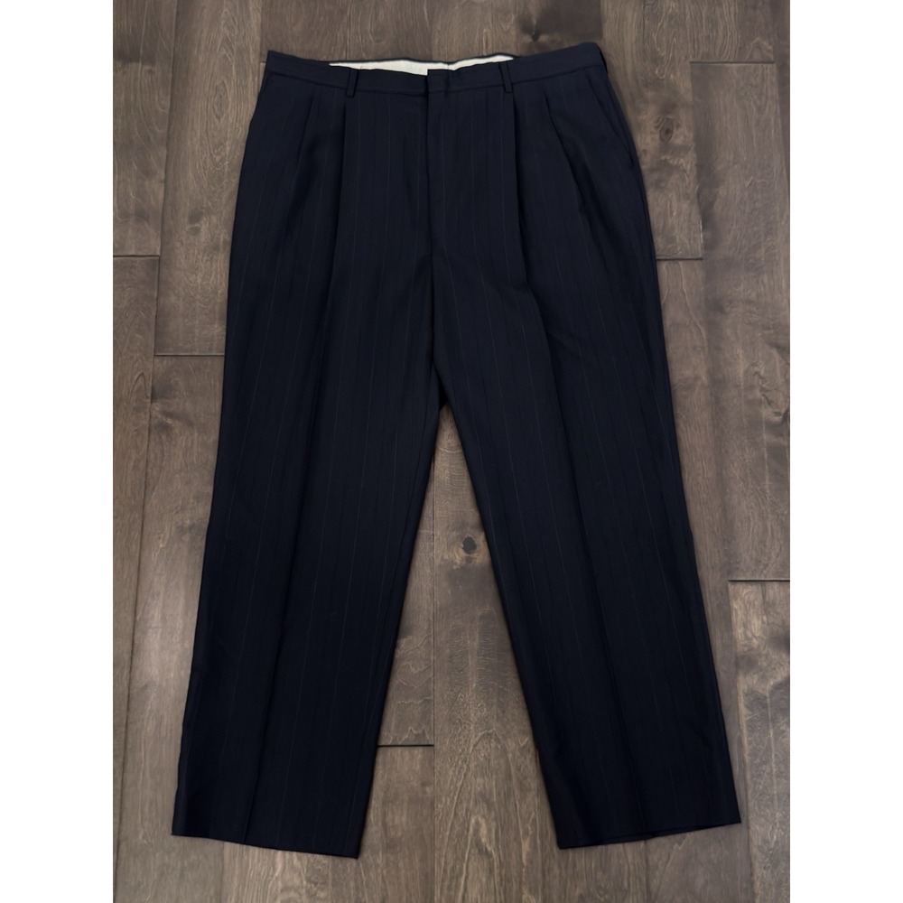 Haggar Mens Navy Blue Pinstripe Pleated Dress Wool Pants Size 40X30 Made In USA